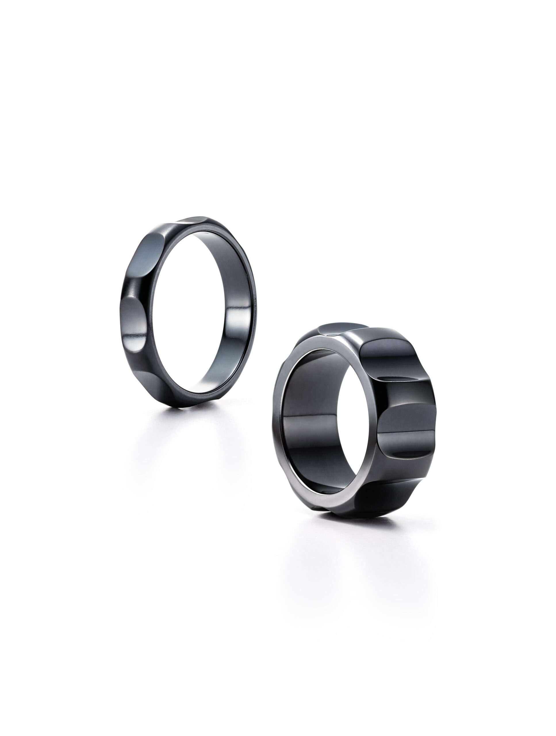 Tiffany Paloma's Groove™ rings in titanium